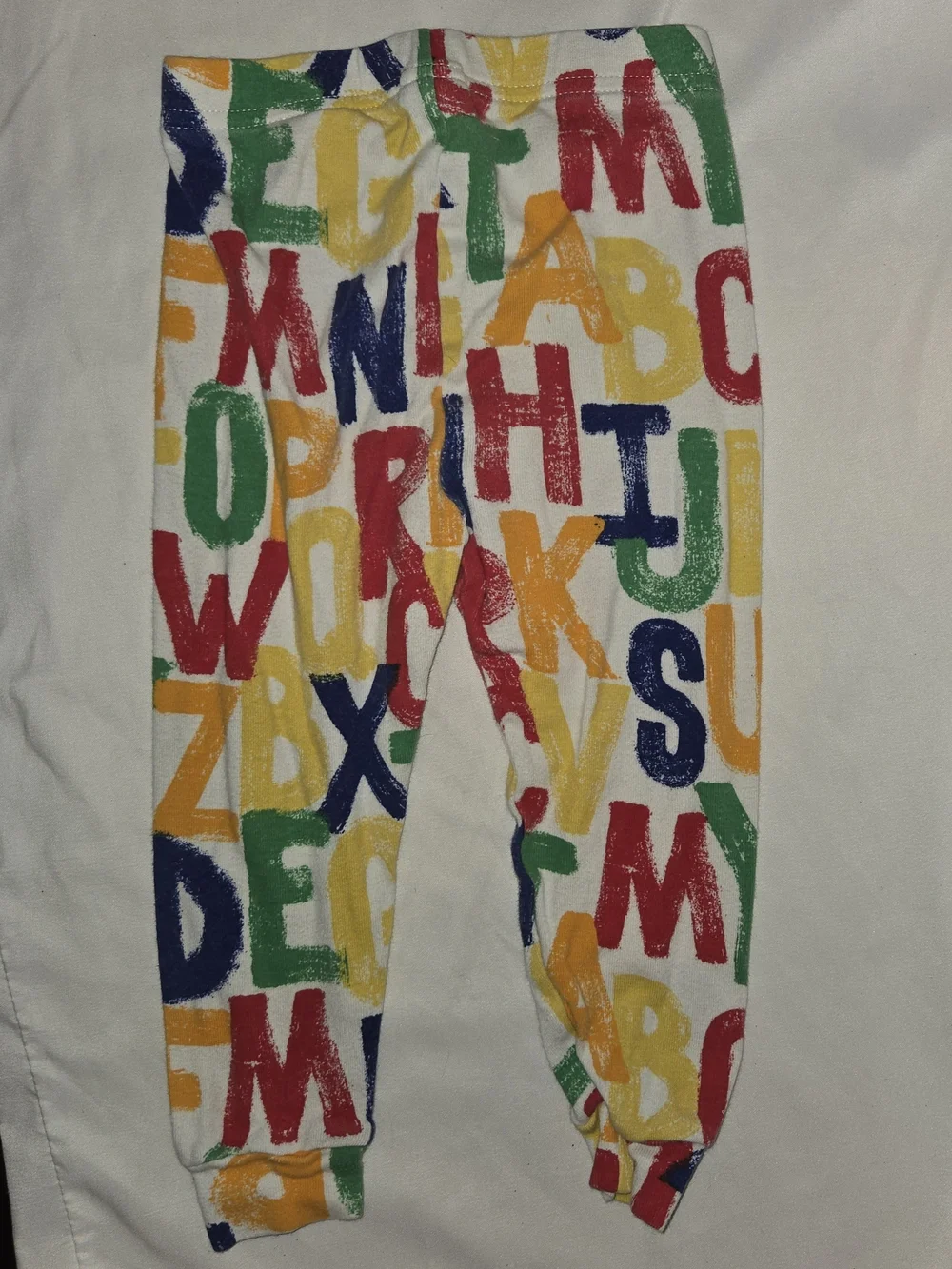 Bundles Kids Alphabet Pajama Set - White with Multicolor Letters SZ 18-24M